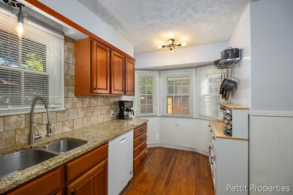 2347 Union Avenue SE Grand Rapids City MI 49507