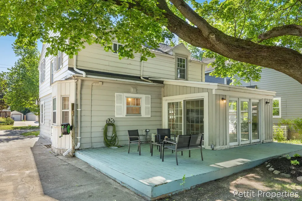 2347 Union Avenue SE Grand Rapids City MI 49507