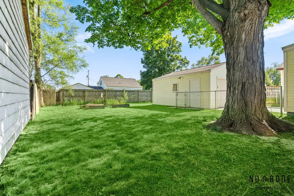 114 Nancy Street SE Kentwood City MI 49548