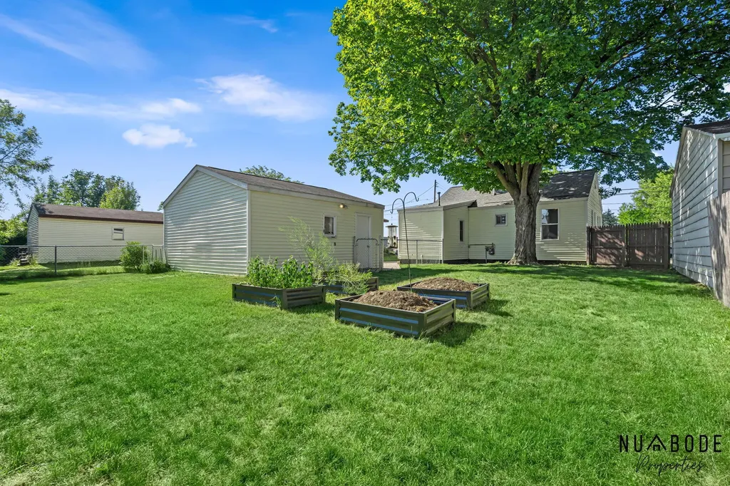 114 Nancy Street SE Kentwood City MI 49548