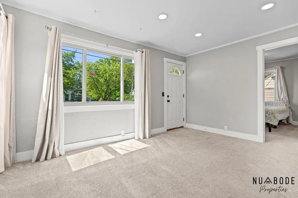 114 Nancy Street SE Kentwood City MI 49548
