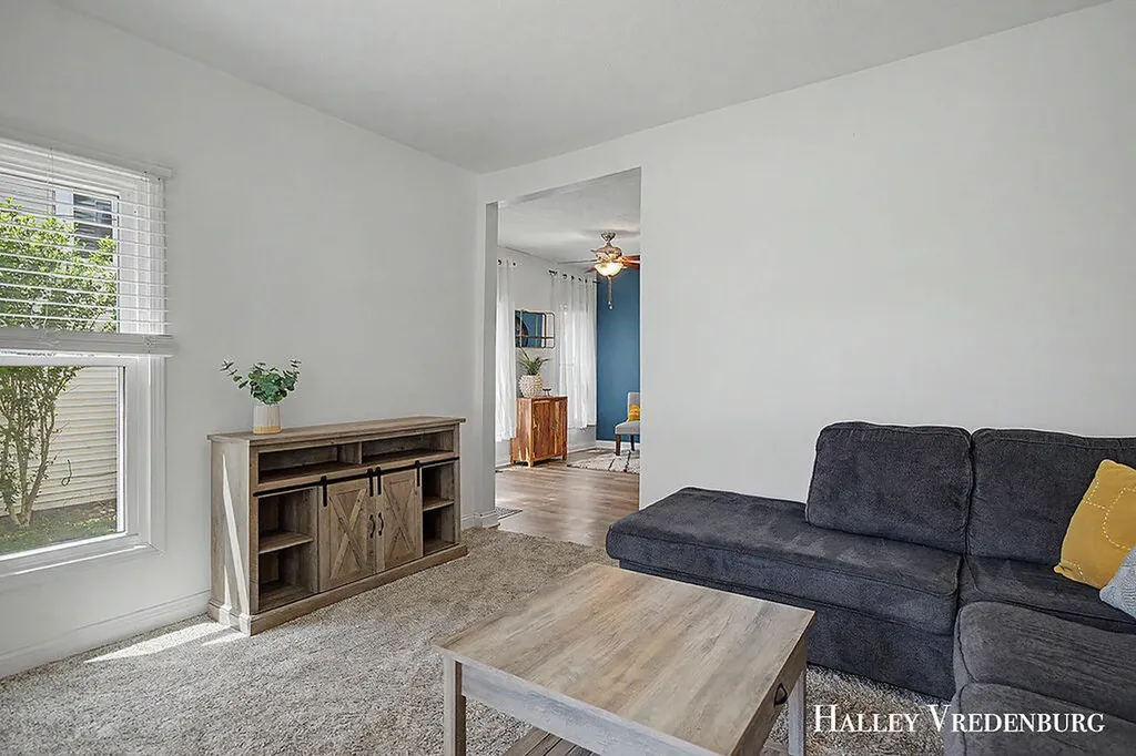 1323 Ashland Avenue NE Grand Rapids City MI 49505