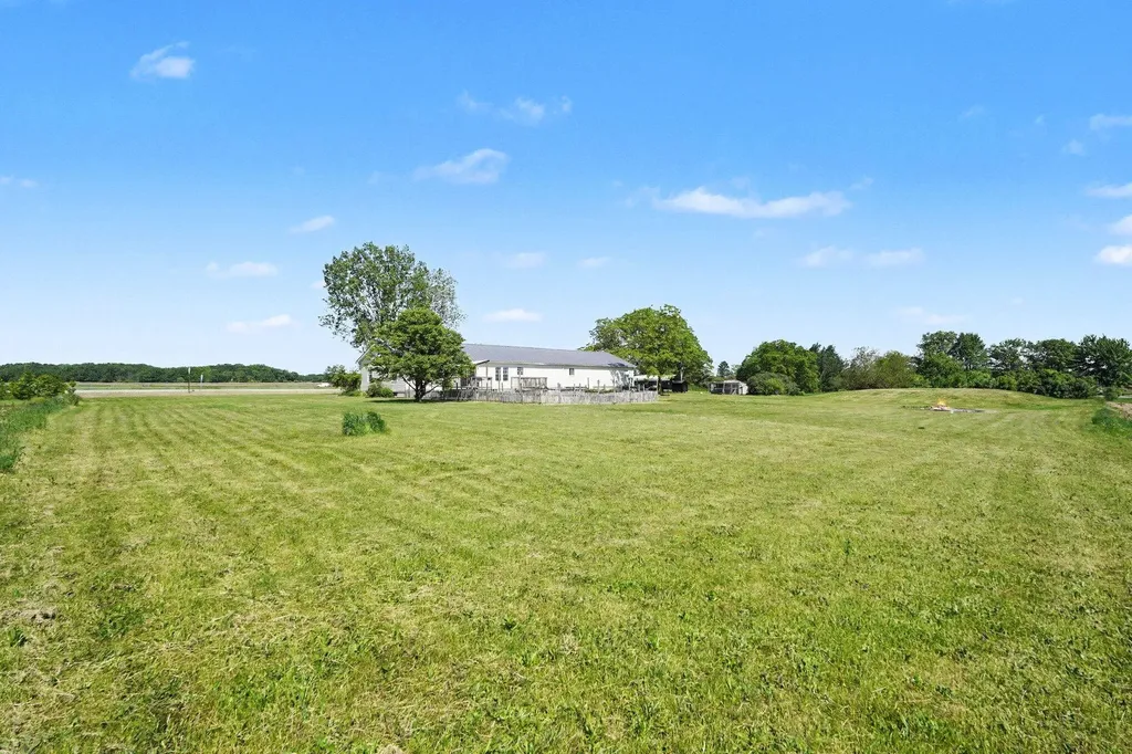 3325 Price Road Ravenna Township MI 49451