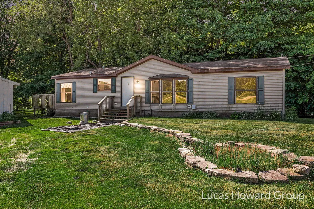6088 W 1 Mile Road Denver Township MI 49421
