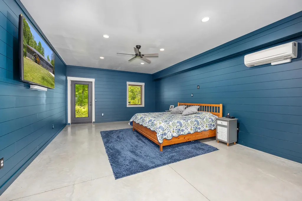 9555 Kath Court NE Cannon Township MI 49341