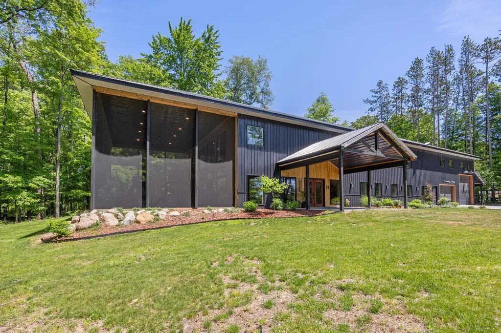 9555 Kath Court NE Cannon Township MI 49341