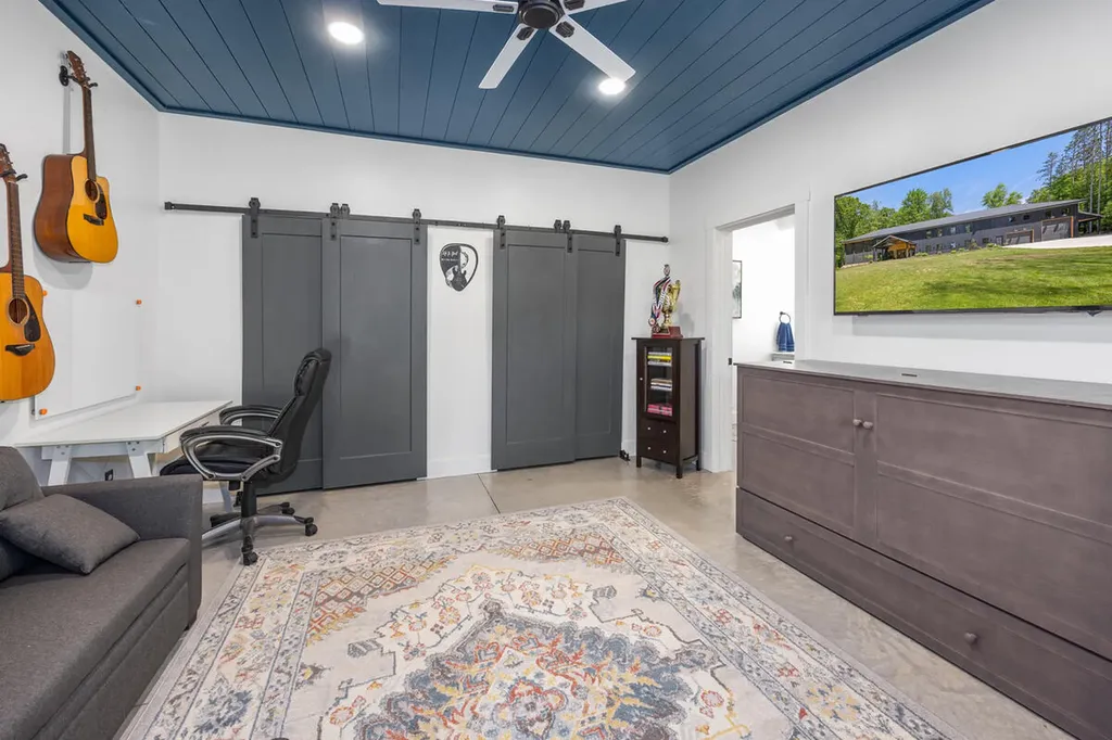 9555 Kath Court NE Cannon Township MI 49341