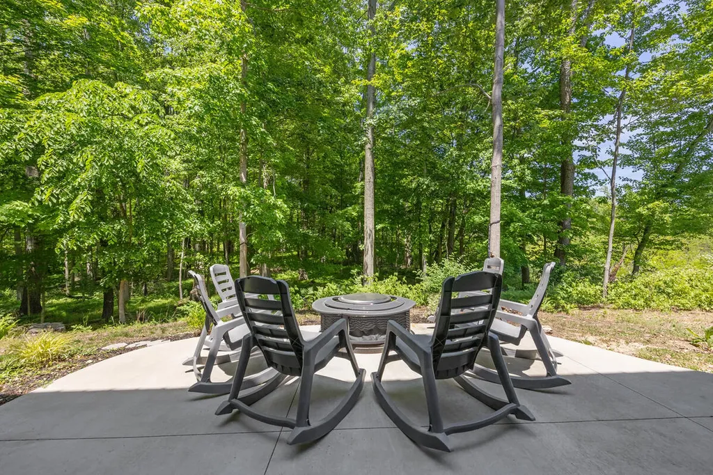 9555 Kath Court NE Cannon Township MI 49341