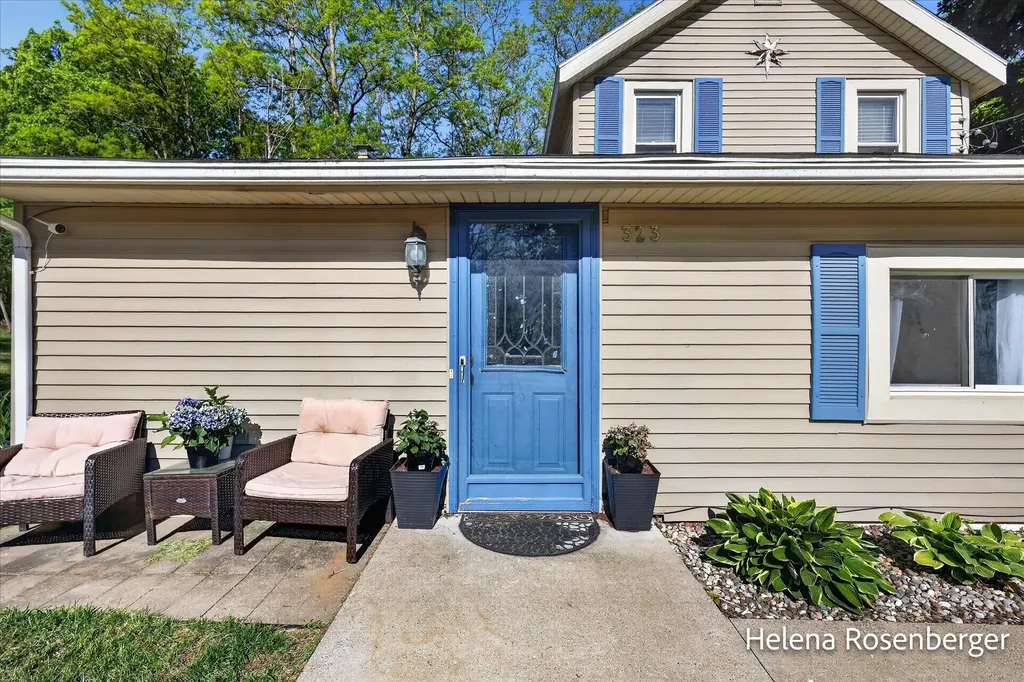 323 N Mills Street Greenville City MI 48838