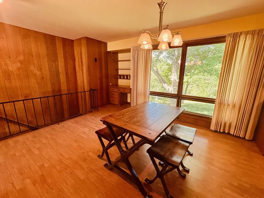 1909 Perkins Avenue NE Grand Rapids City MI 49505