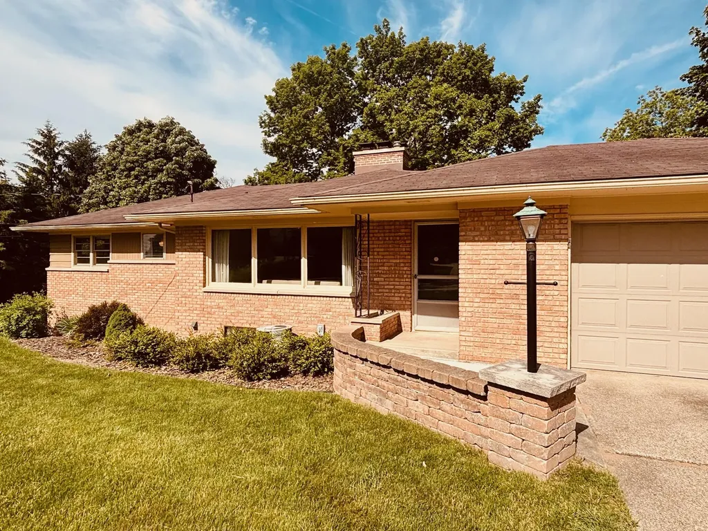 1909 Perkins Avenue NE Grand Rapids City MI 49505