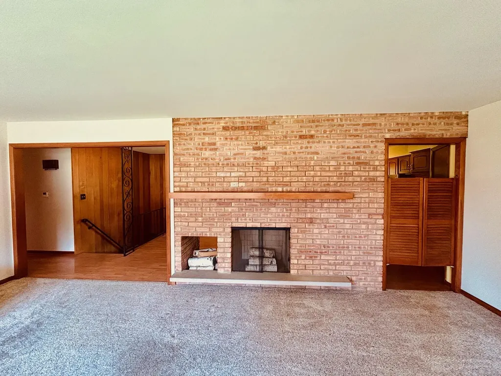 1909 Perkins Avenue NE Grand Rapids City MI 49505