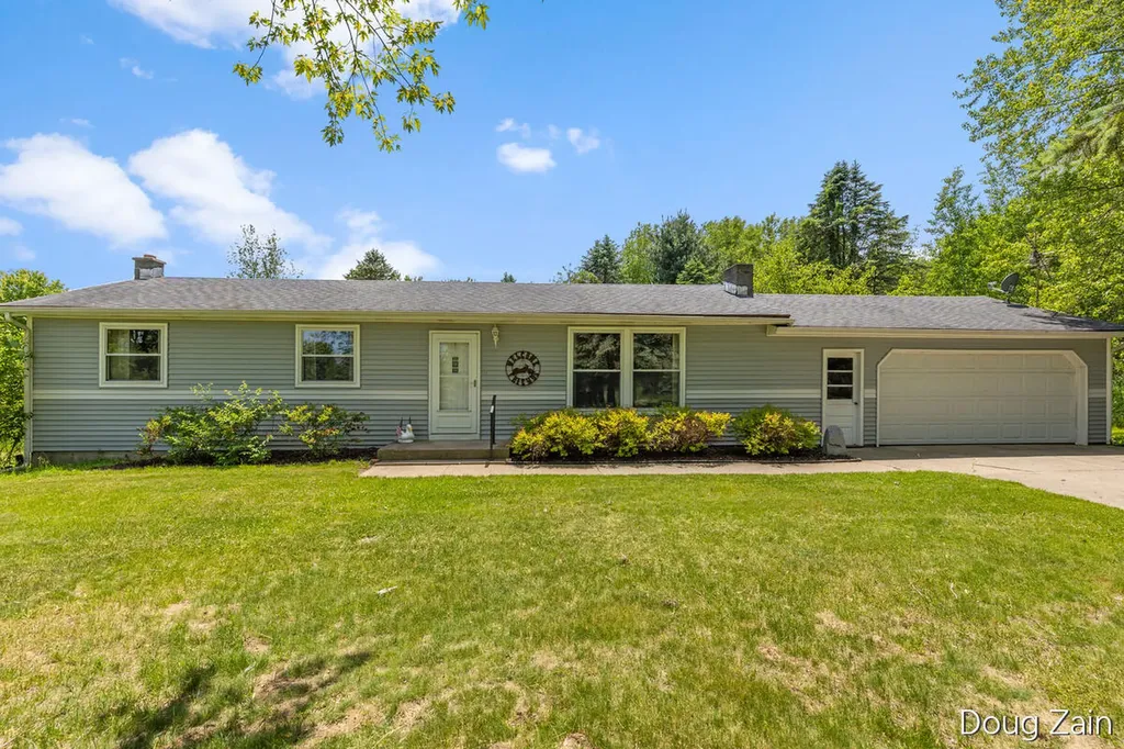 9090 11 Mile Road NE Courtland Township MI 49341