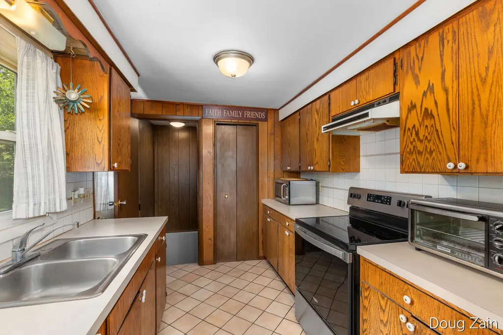 9090 11 Mile Road NE Courtland Township MI 49341
