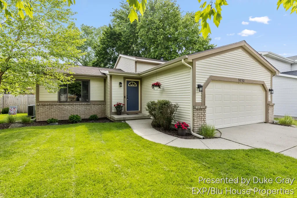 3232 Brook Trail SE Grand Rapids City MI 49508