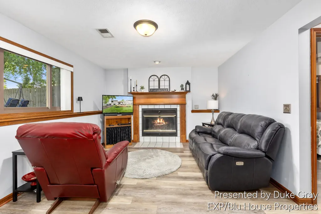 3232 Brook Trail SE Grand Rapids City MI 49508