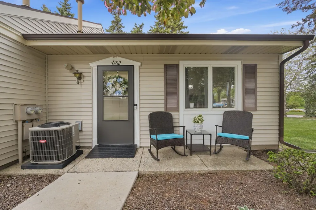 4182 Eastcastle Court SE Grand Rapids City MI 49508