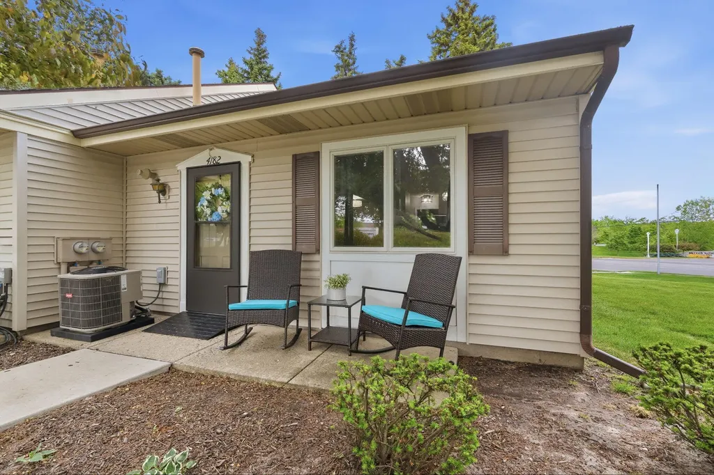 4182 Eastcastle Court SE Grand Rapids City MI 49508