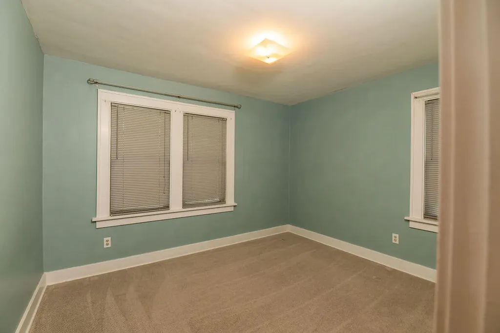 428 Charlotte Avenue NW Grand Rapids City MI 49504