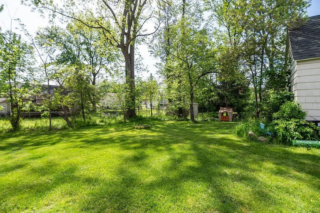 428 Charlotte Avenue NW Grand Rapids City MI 49504