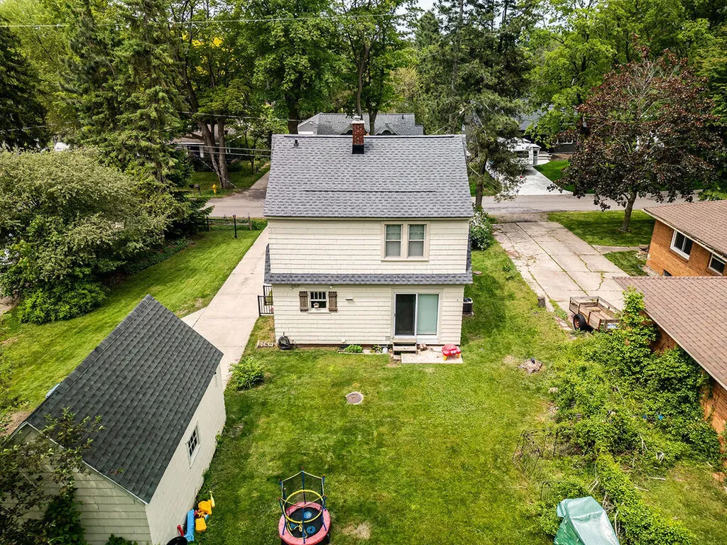 428 Charlotte Avenue NW Grand Rapids City MI 49504