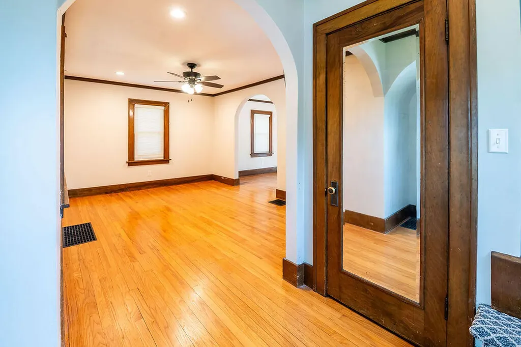 428 Charlotte Avenue NW Grand Rapids City MI 49504