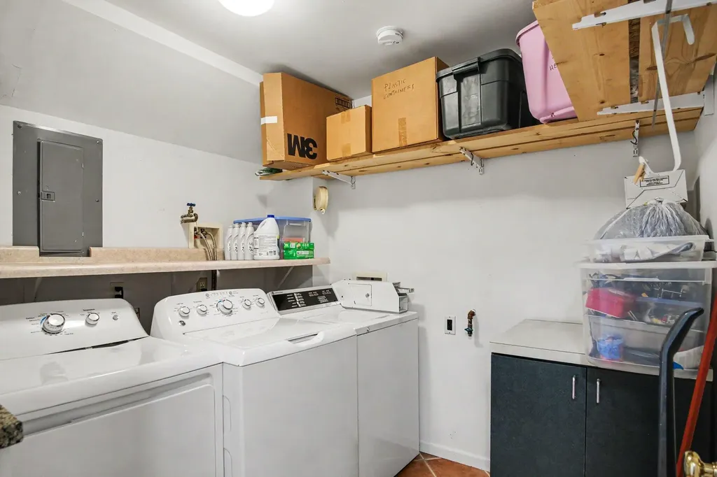 6878 Lake Bluff Drive NE Plainfield Charter Township MI 49321