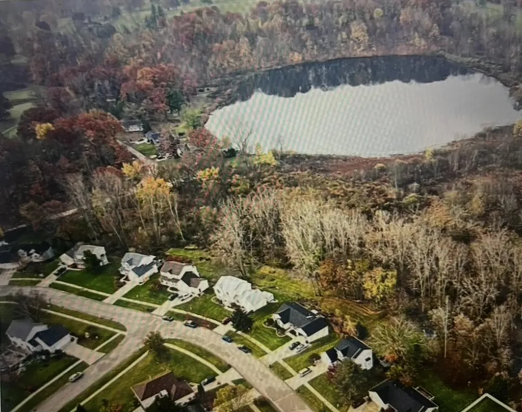 6878 Lake Bluff Drive NE Plainfield Charter Township MI 49321