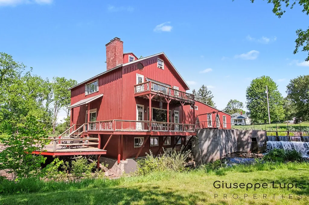 4861 Chauncey Drive NE Cannon Township MI 49306