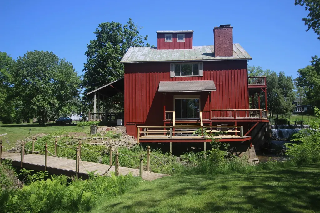 4861 Chauncey Drive NE Cannon Township MI 49306