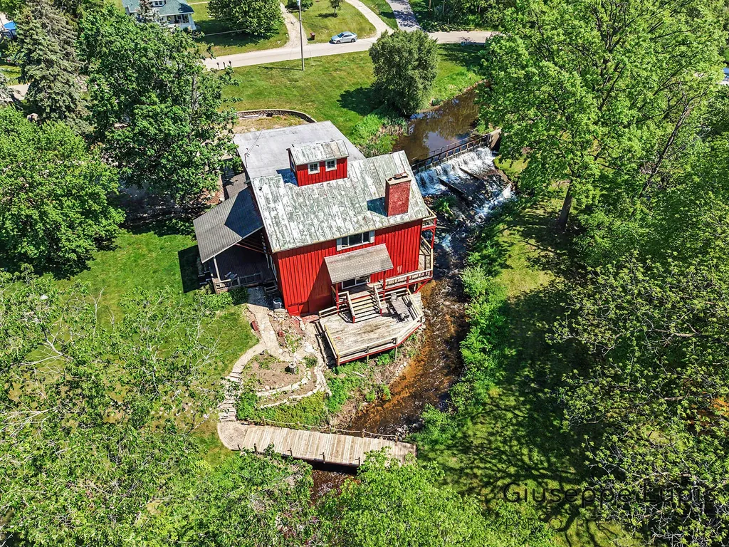 4861 Chauncey Drive NE Cannon Township MI 49306