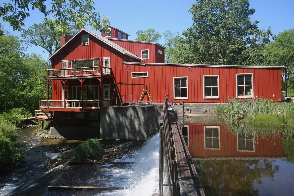 4861 Chauncey Drive NE Cannon Township MI 49306