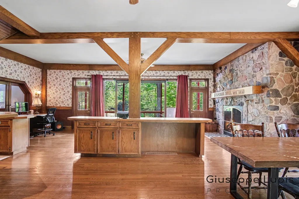 4861 Chauncey Drive NE Cannon Township MI 49306