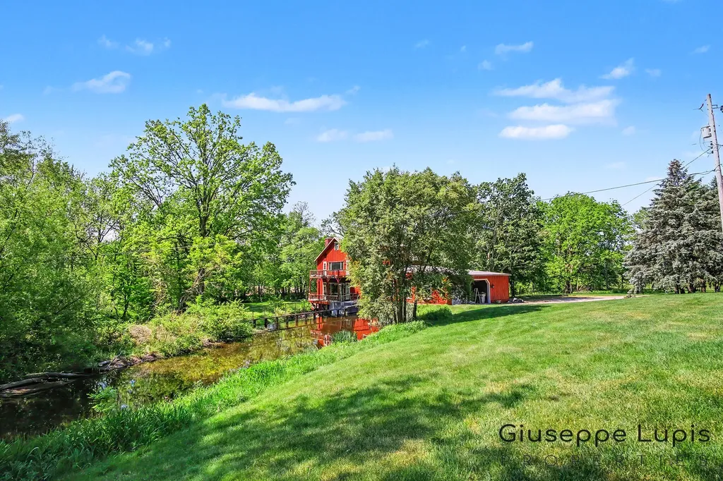 4861 Chauncey Drive NE Cannon Township MI 49306