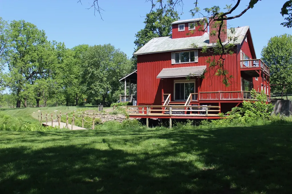 4861 Chauncey Drive NE Cannon Township MI 49306