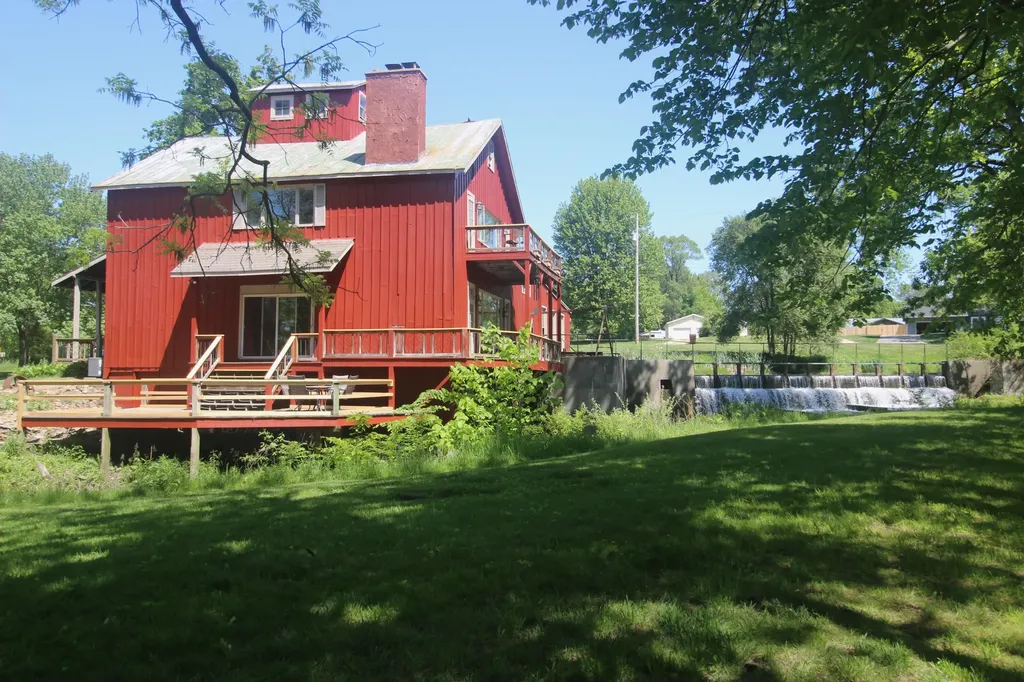 4861 Chauncey Drive NE Cannon Township MI 49306