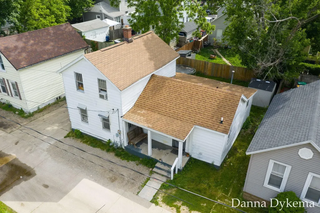 1236 Wieland Place NW Grand Rapids City MI 49504
