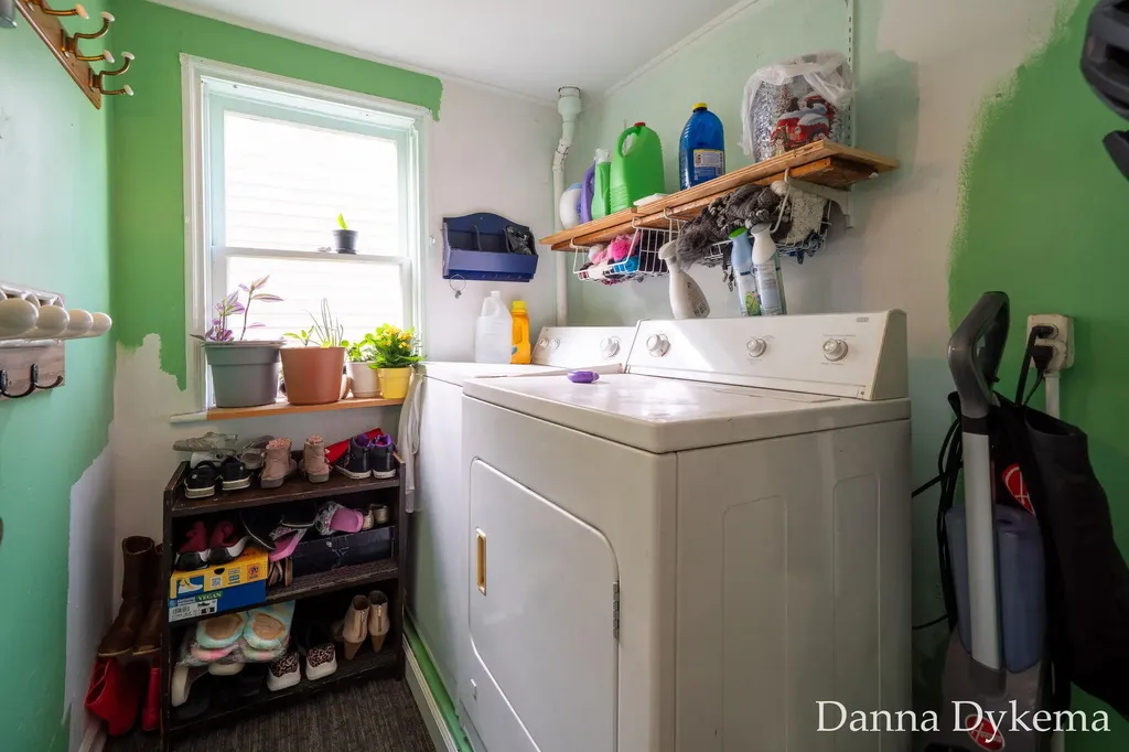 1236 Wieland Place NW Grand Rapids City MI 49504