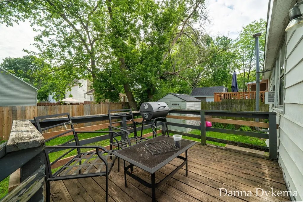 1236 Wieland Place NW Grand Rapids City MI 49504
