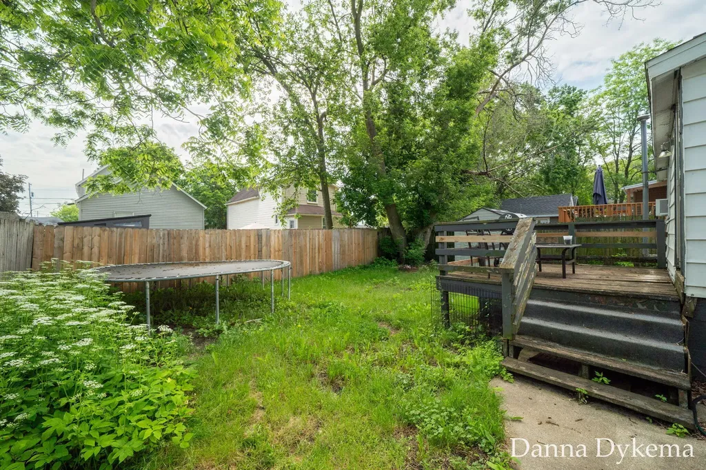1236 Wieland Place NW Grand Rapids City MI 49504