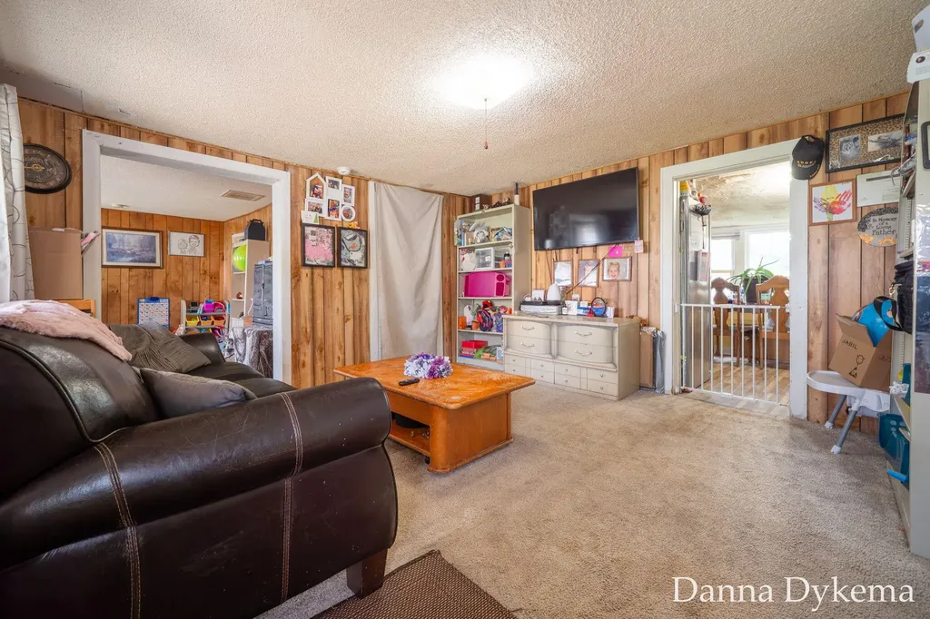 1236 Wieland Place NW Grand Rapids City MI 49504