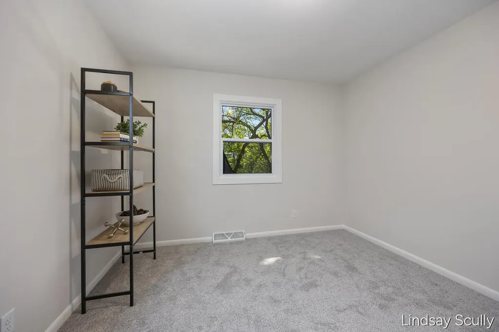 5249 Newcastle Drive SE Kentwood City MI 49508