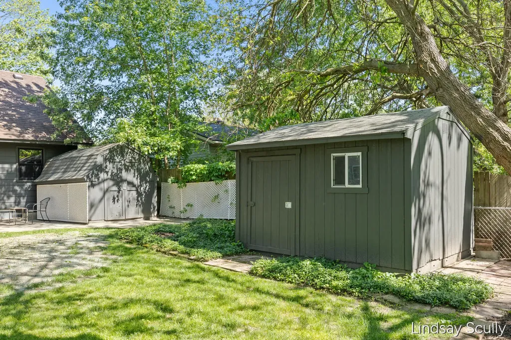 5249 Newcastle Drive SE Kentwood City MI 49508