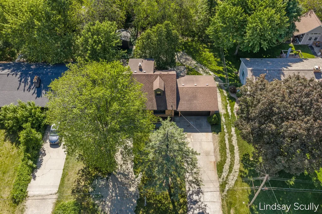 5249 Newcastle Drive SE Kentwood City MI 49508