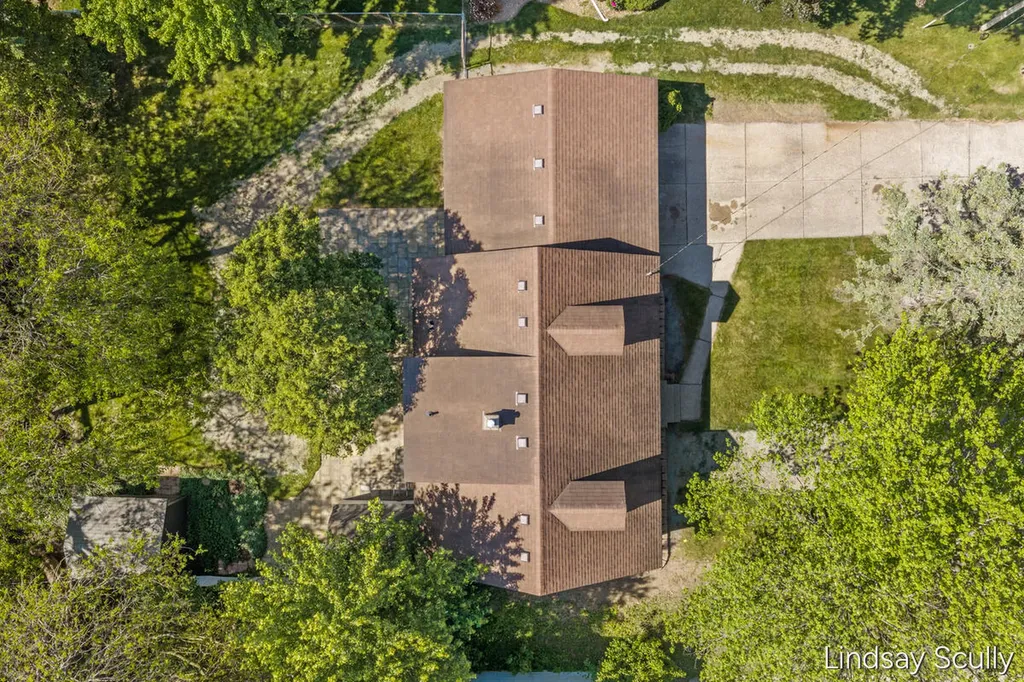 5249 Newcastle Drive SE Kentwood City MI 49508