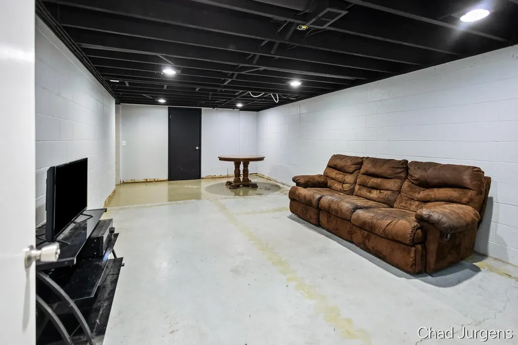 1493 96th Avenue Holland Charter Township MI 49464