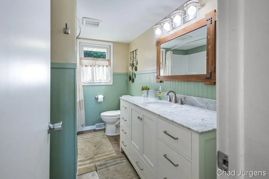 1493 96th Avenue Holland Charter Township MI 49464