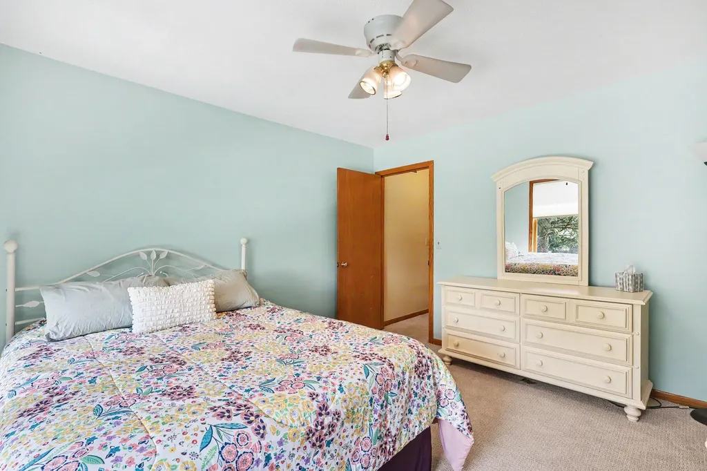 7417 Old Lantern Drive SE Gaines Charter Township MI 49316