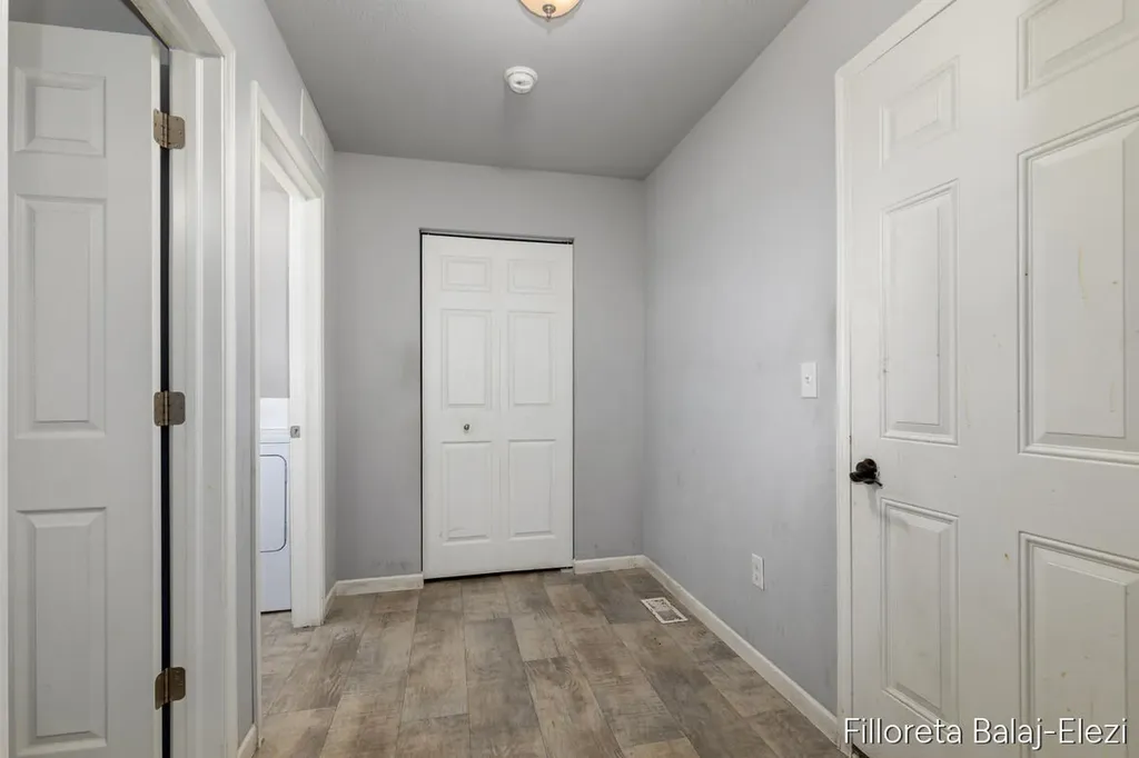 467 Oak View Drive Middleville Village MI 49333
