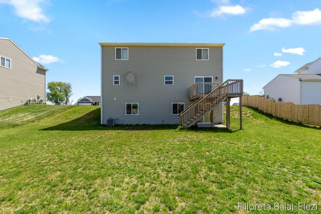 467 Oak View Drive Middleville Village MI 49333